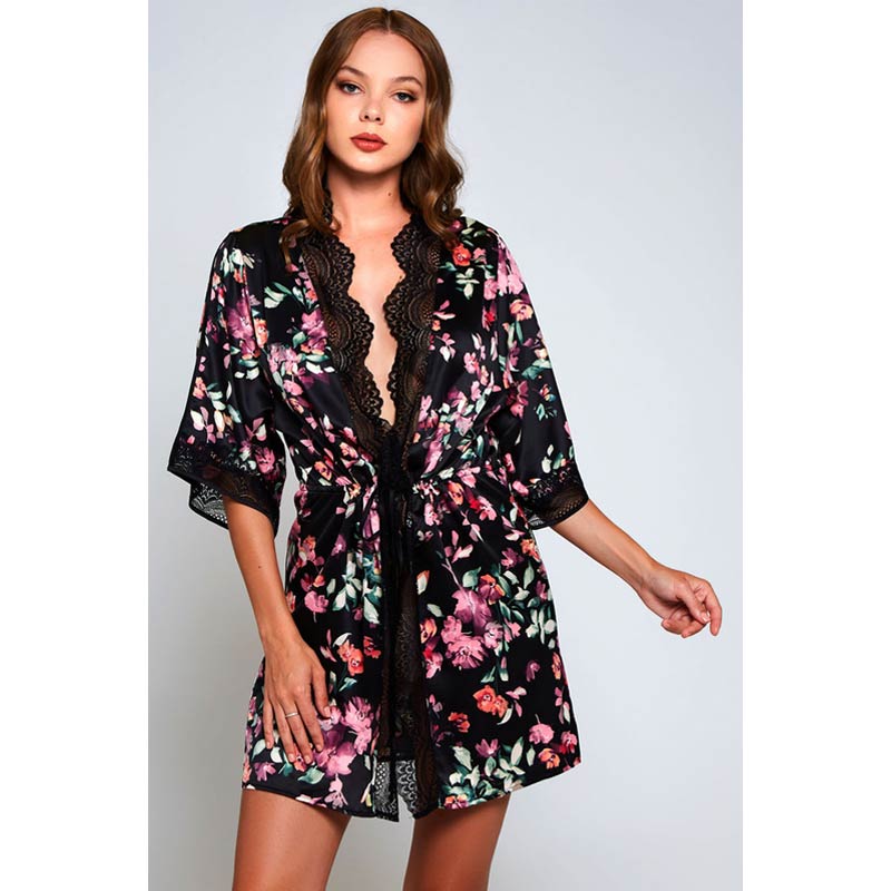 Lucia Robe