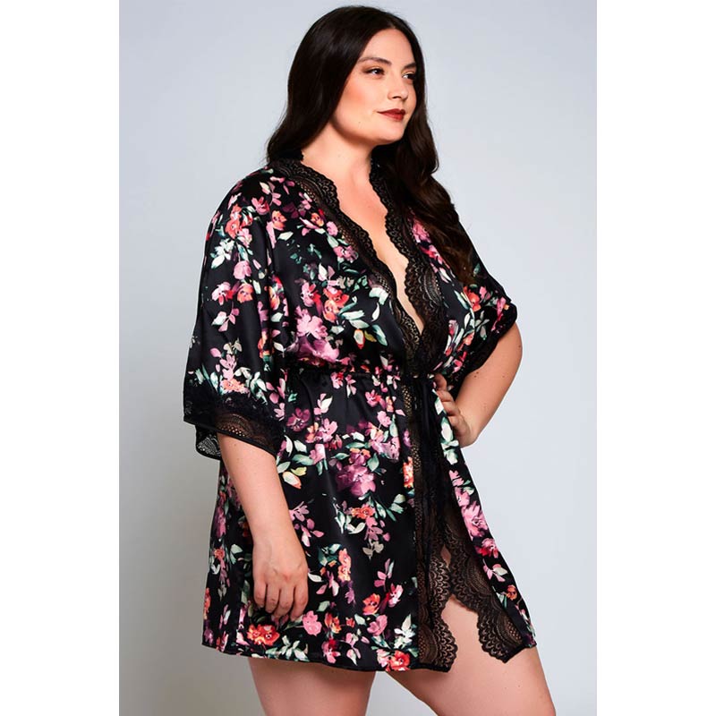 Lucia Robe