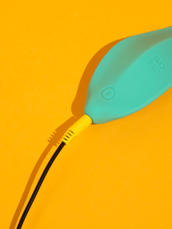 Romp Wave Lay-On Clitoral Stimulator