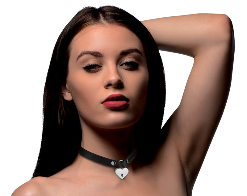 Heart Lock Choker with Keys
