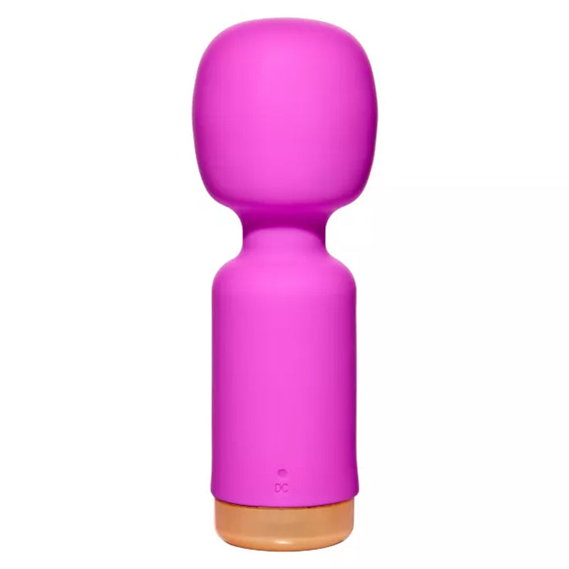 Shanna Moakler Mini Wand
