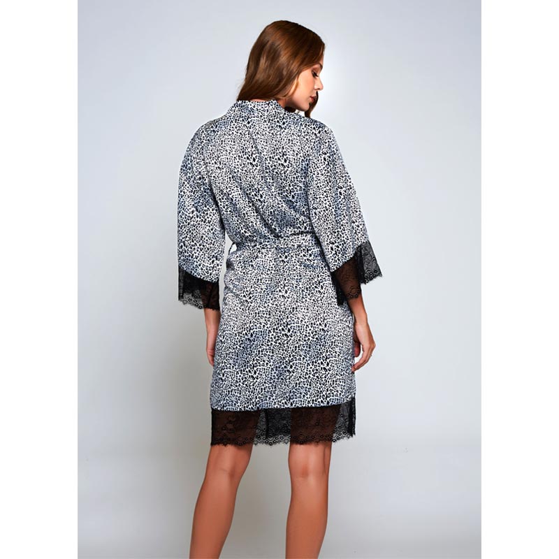 Carmen Robe