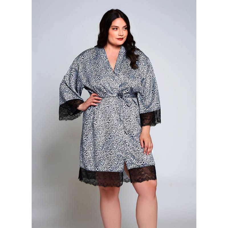 Carmen Robe