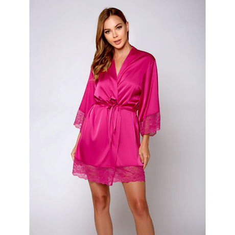 Naya Robe