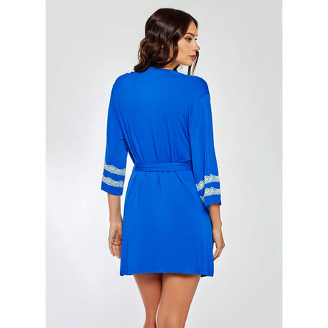 Davina Robe