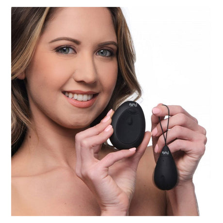 Bang 10X Vibrating Silicone Egg with Remote Control